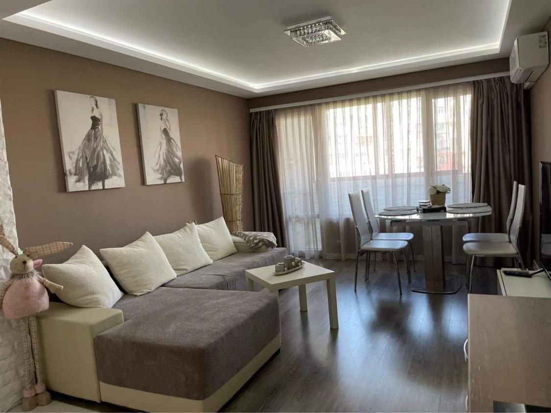 My Sweet Home Burgas Bagian luar foto
