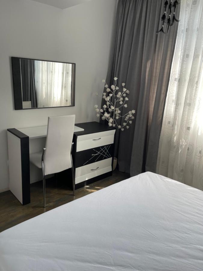 My Sweet Home Burgas Bagian luar foto